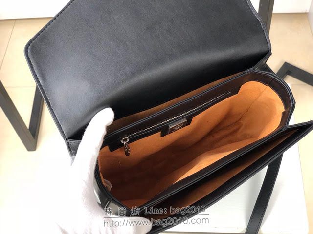 MCM女包 原單 6235 專櫃同步 Patricia打釘風琴包 翻蓋式搭配月桂鎖按扣 MCM單肩斜跨女包 MCM女手提包 手拎包  mdmc1361